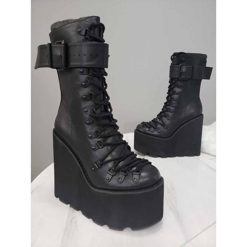 NEW Current Mood by Dolls Kill Black Traitor Boots Size 7 gothic cybergoth rave